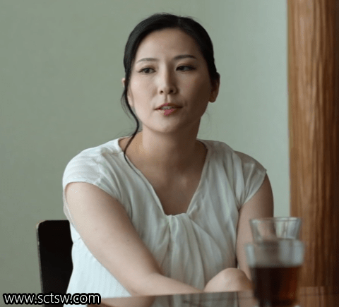 总是满身大汗的家庭主妇椎名由奈(Yuna Shiina,椎名ゆな)：番号JUR-323