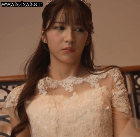 临近婚礼的七森莉莉(Nanatsumori Riri,七ツ森りり)与婚礼策划师的冲突：番号SONE-852